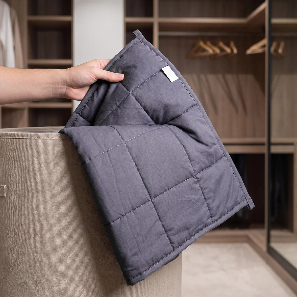Calming Weighted Pet Blanket — anxiety relief blanket for dogs